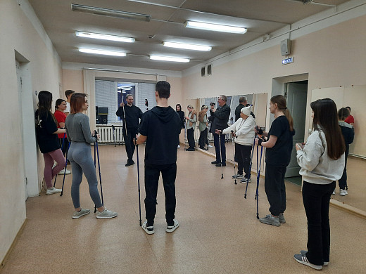 В Ивановской медакадемии подготовили инструкторов по северной ходьбе